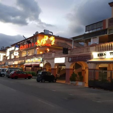El Paraiso Golf Y Playa エステポナ エクステリア 写真