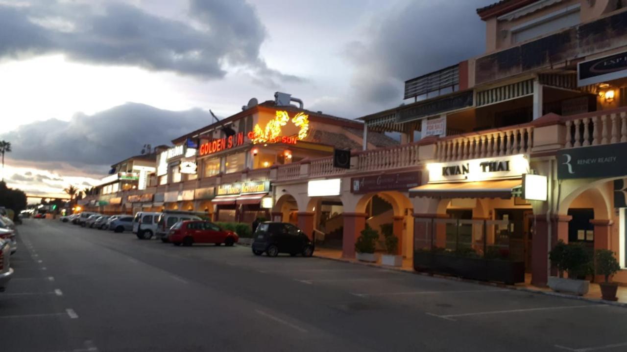 El Paraiso Golf Y Playa エステポナ エクステリア 写真