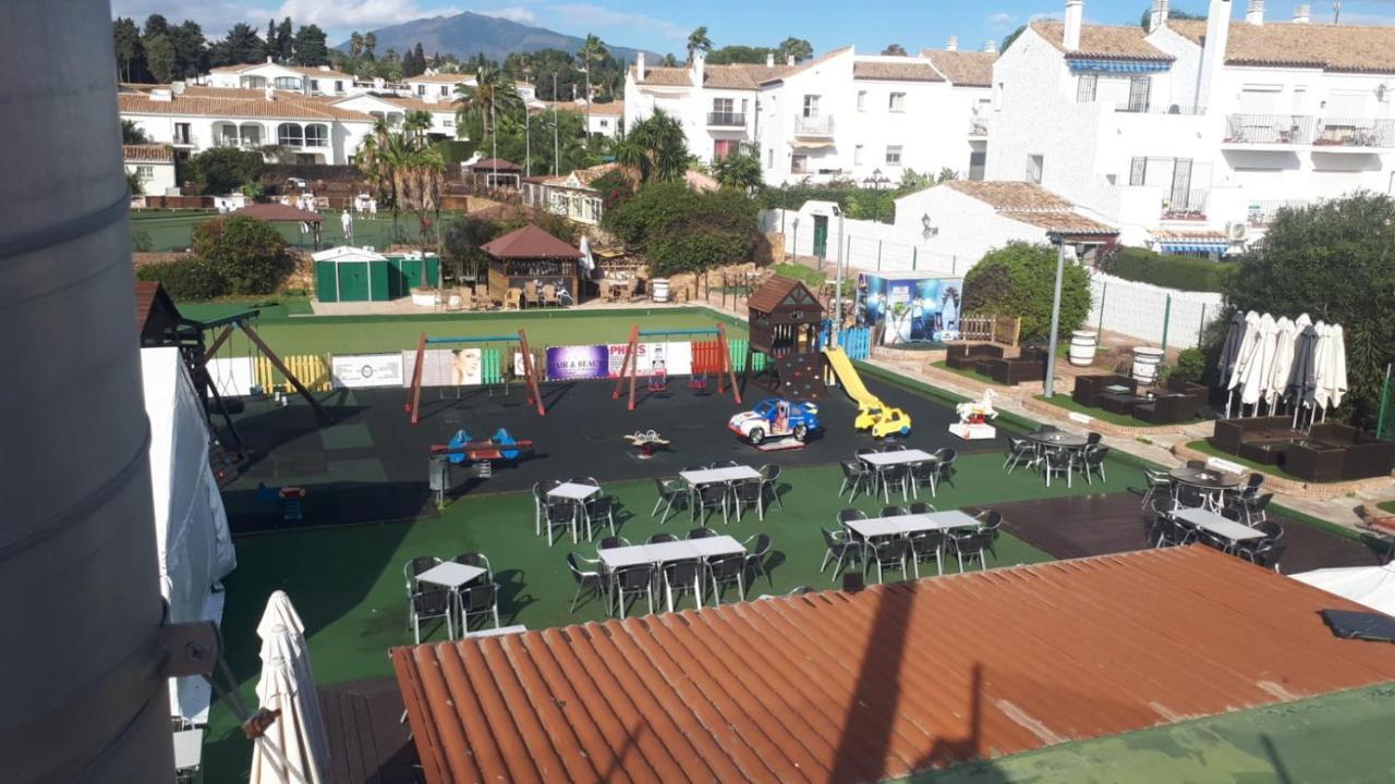 El Paraiso Golf Y Playa エステポナ エクステリア 写真